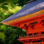 六殿神社の楼門