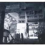 六殿神社（モノクロ）